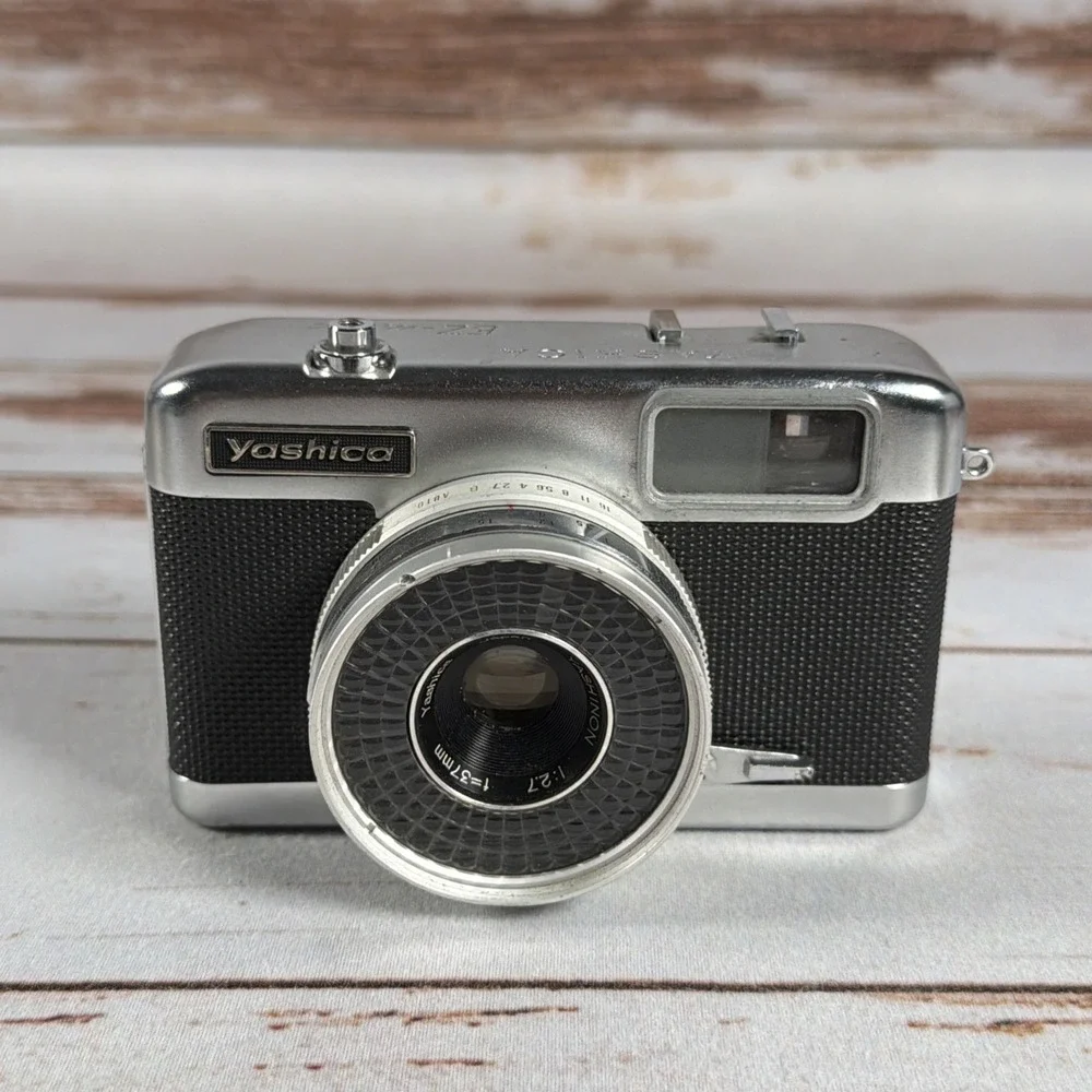 Yashica EZ-Matic 4 35mm Film Camera 37mm f/2.7 Lens Tested